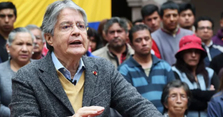 Ecuador aprueba porte de armas ante la situación de seguridad