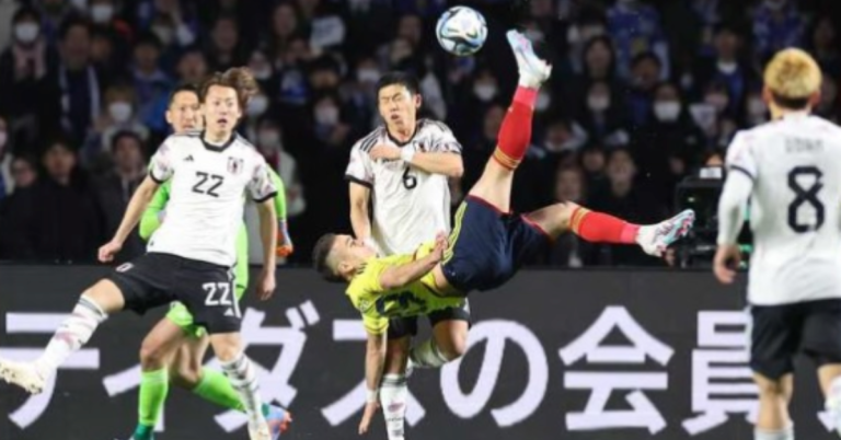 Selección Colombia derrotó 2-1 a Japón con golazo de chilena